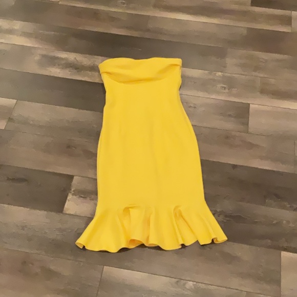 Yellow Strapless Dress by Gabrielle Union Size Small - Picture 6 of 8
